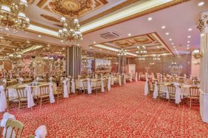 Gold Salon 51